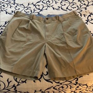 Men’s Brooks Brothers shorts.